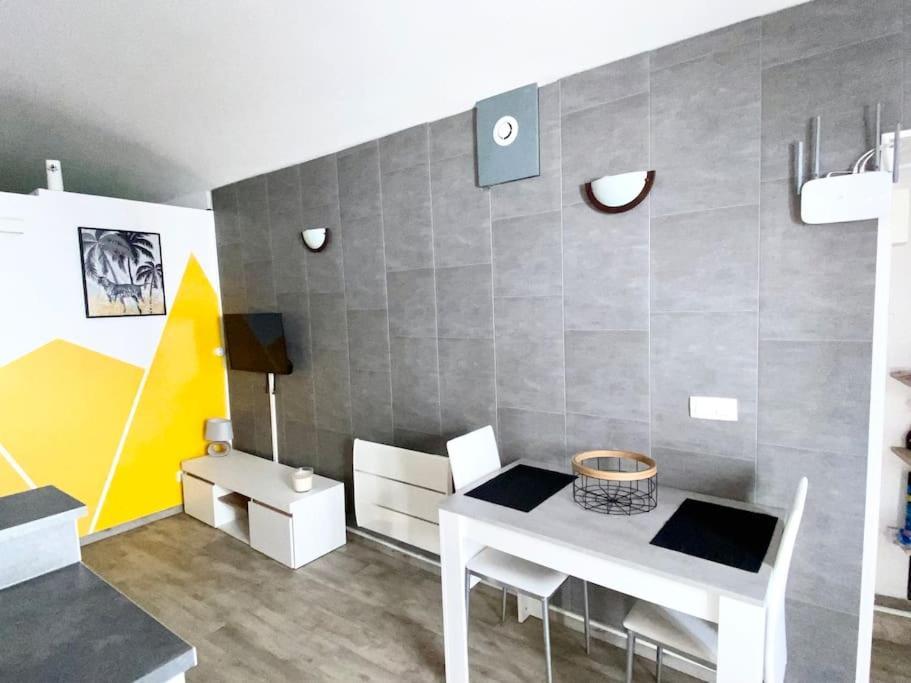 Apartamento Location T1 Bis Le Pouzin Exterior foto